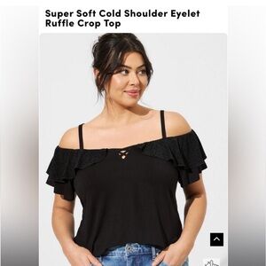 Torrid, Super Soft cold shoulder eyelet ruffle crop top, Torrid size 2/2X
